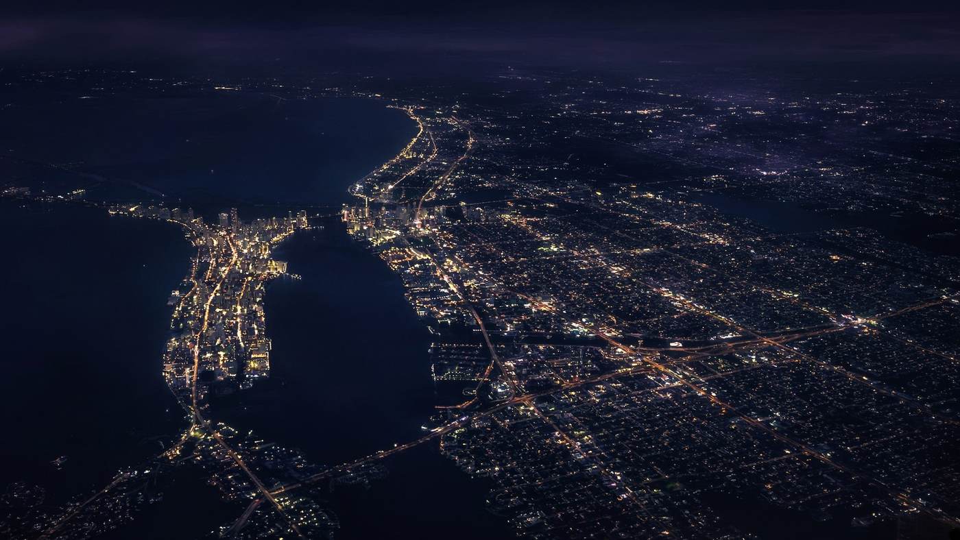 Miami-Dade County at night - live targeting view